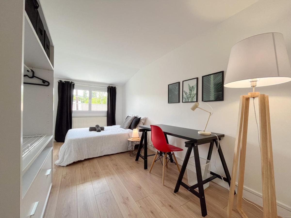 Maison Ideale Pour Visiter Paris Versailles - Chambres Privees Paris-Saclay Bures-sur-Yvette المظهر الخارجي الصورة